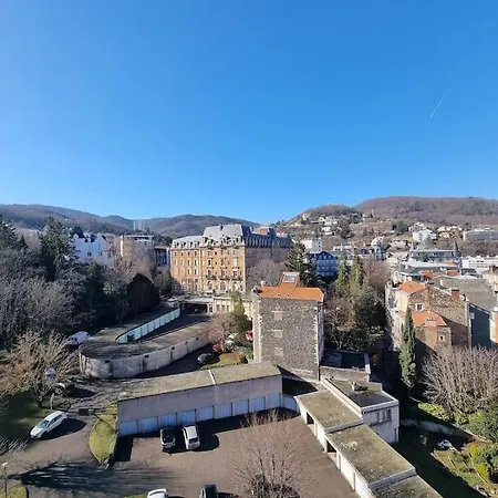 Le Landouzy #parking#netflix Apartment *