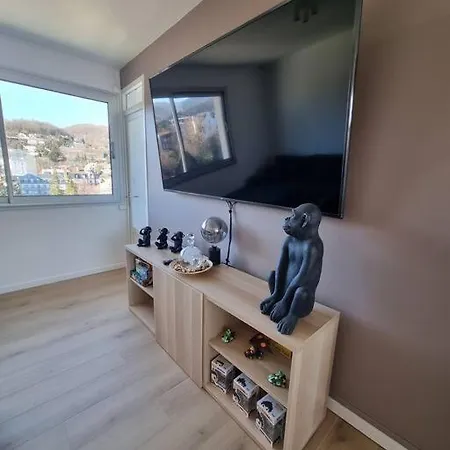 Le Landouzy #parking#netflix * シャマリエール